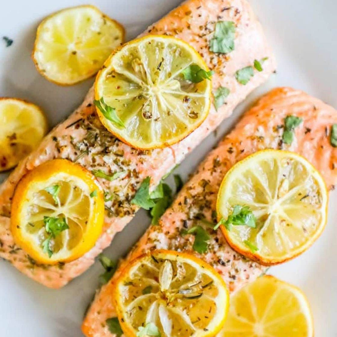 Easy Air Fryer Lemon Salmon