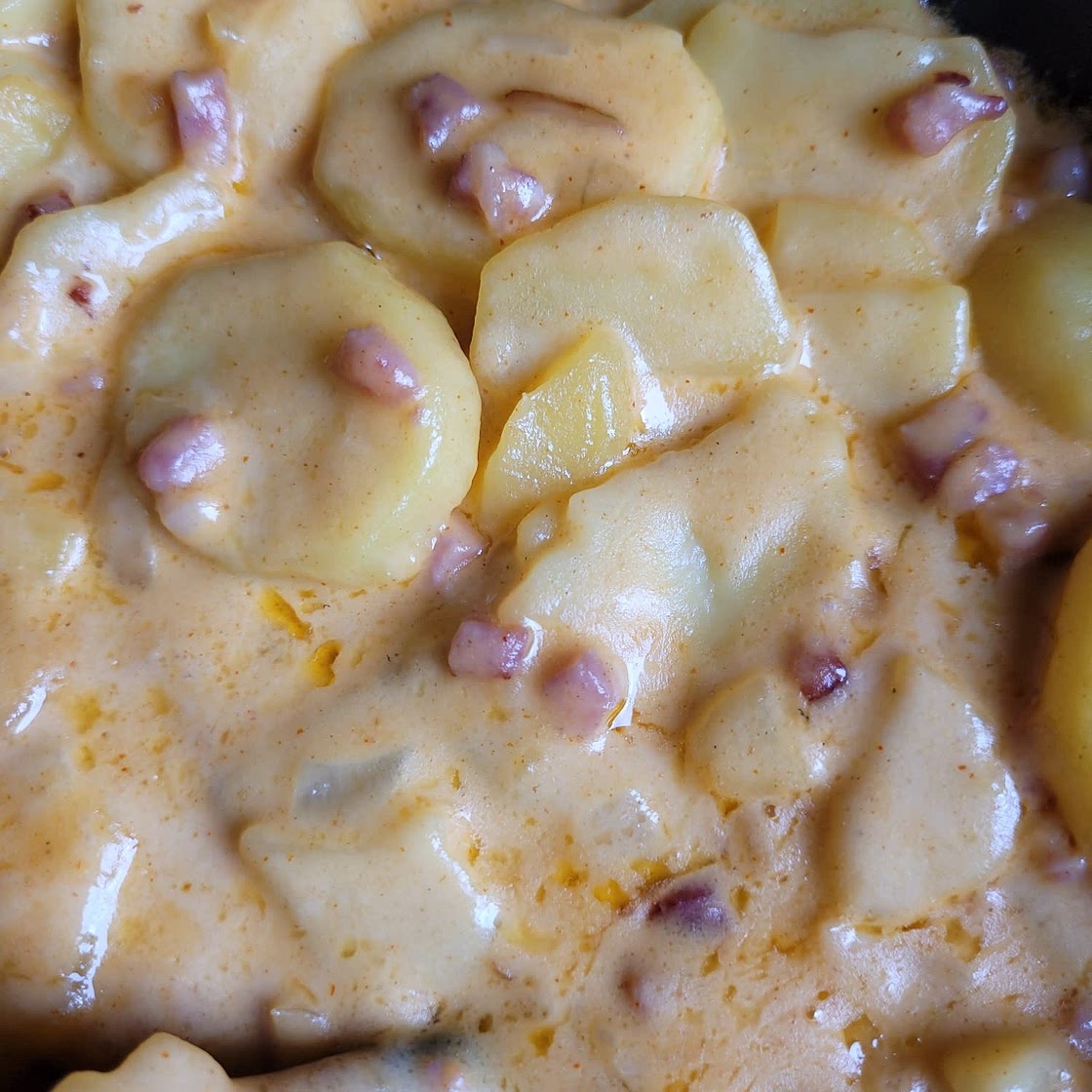 CREAMY POTATOES