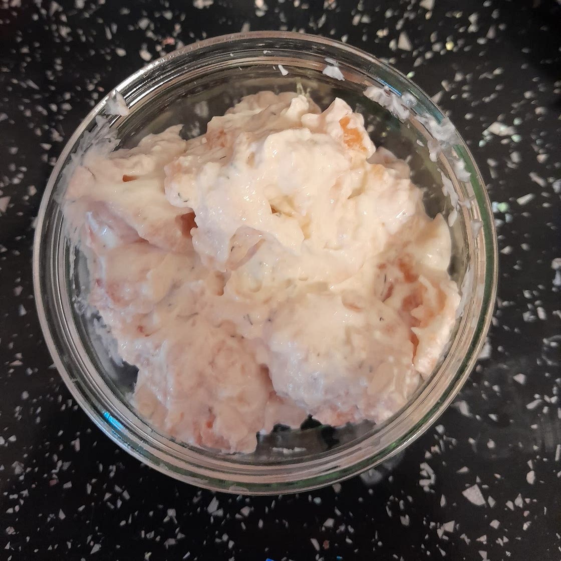 Smoked salmon, dill & lemon paté