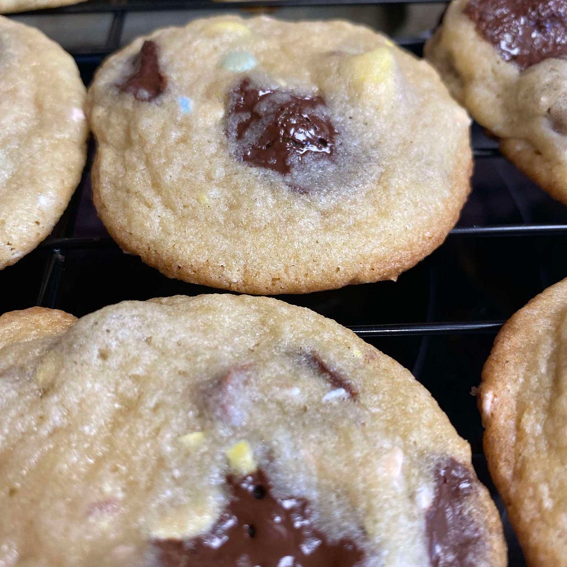 Cadbury egg cookies