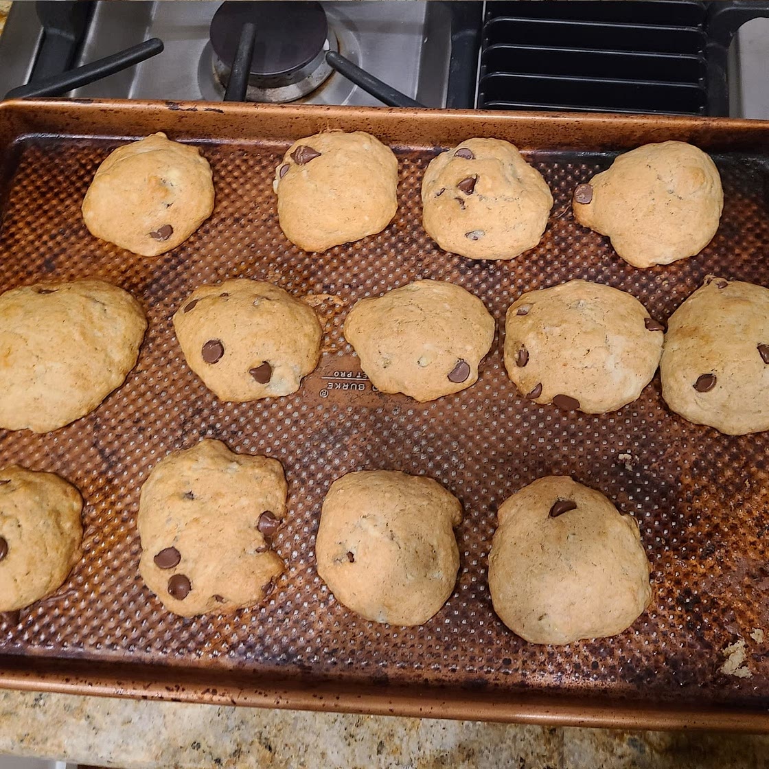 Soft and Chewy Banana Chocolate Chip Cookies