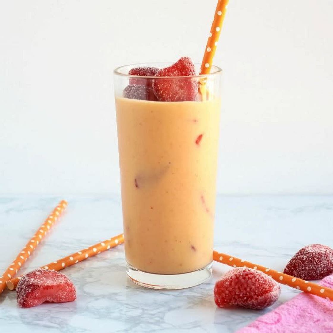 Strawberry and mango smoothie