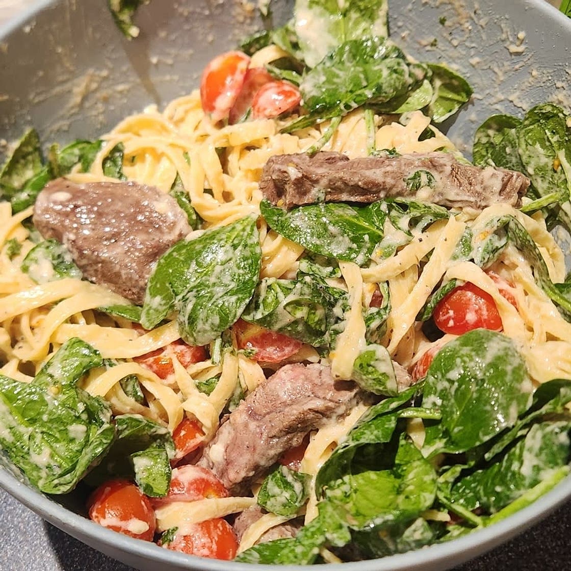 Creamy Steak Fettuccine