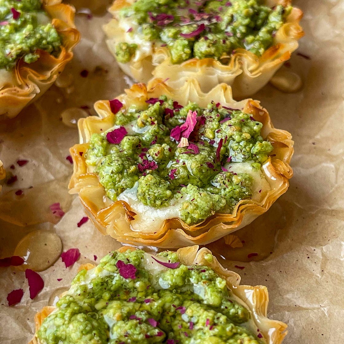 Pistachio Baklawa Cheesecake Bites