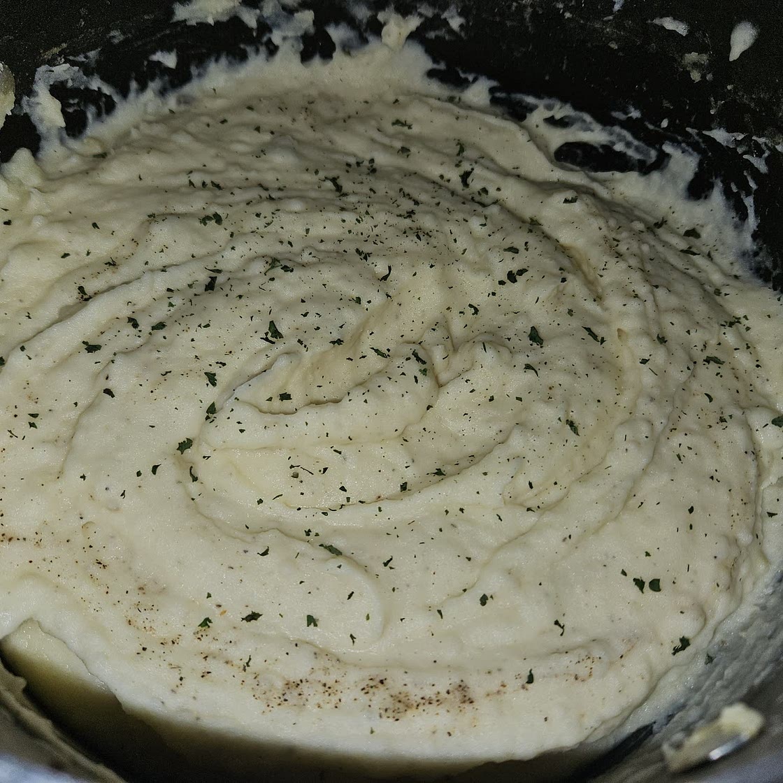 The BEST Mashed Potatoes!