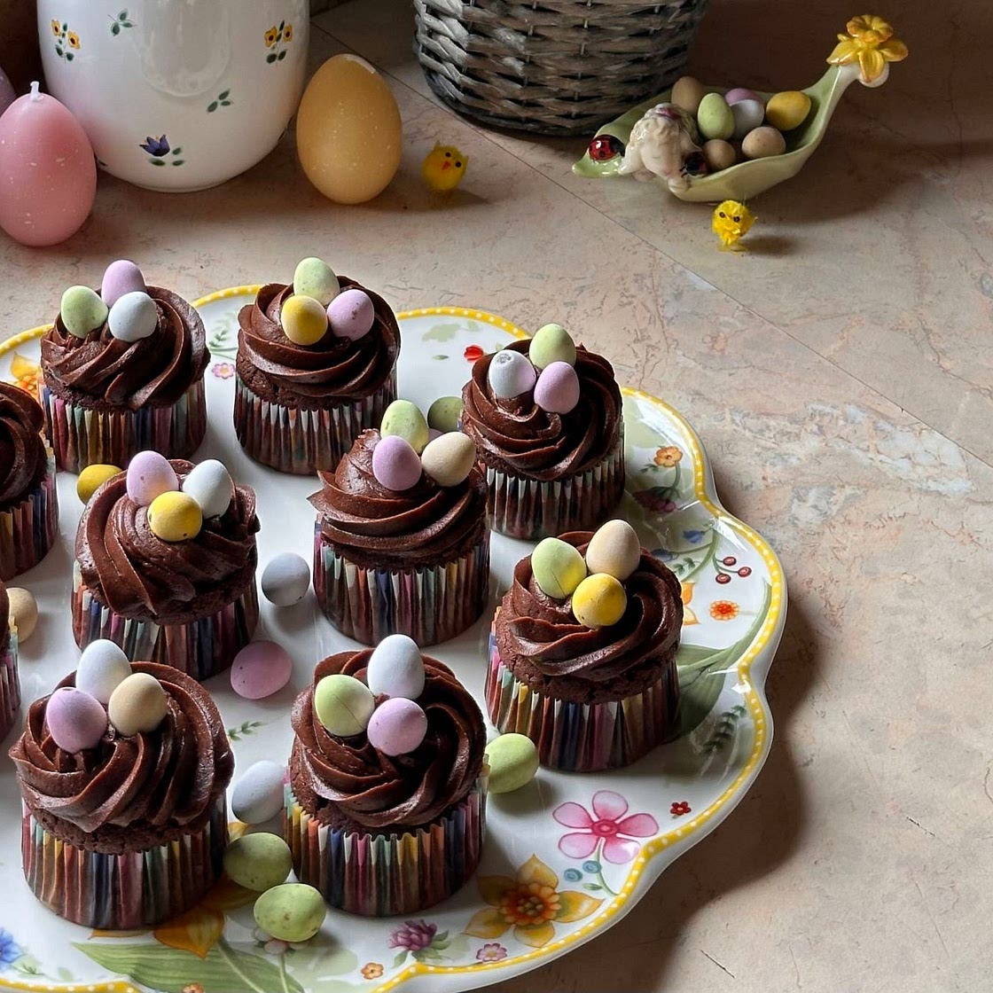 Chocolate cupcakes 🐣