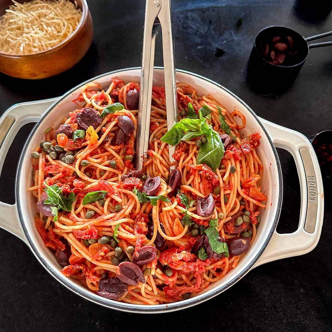 Vegan Pasta Puttanesca with Capers