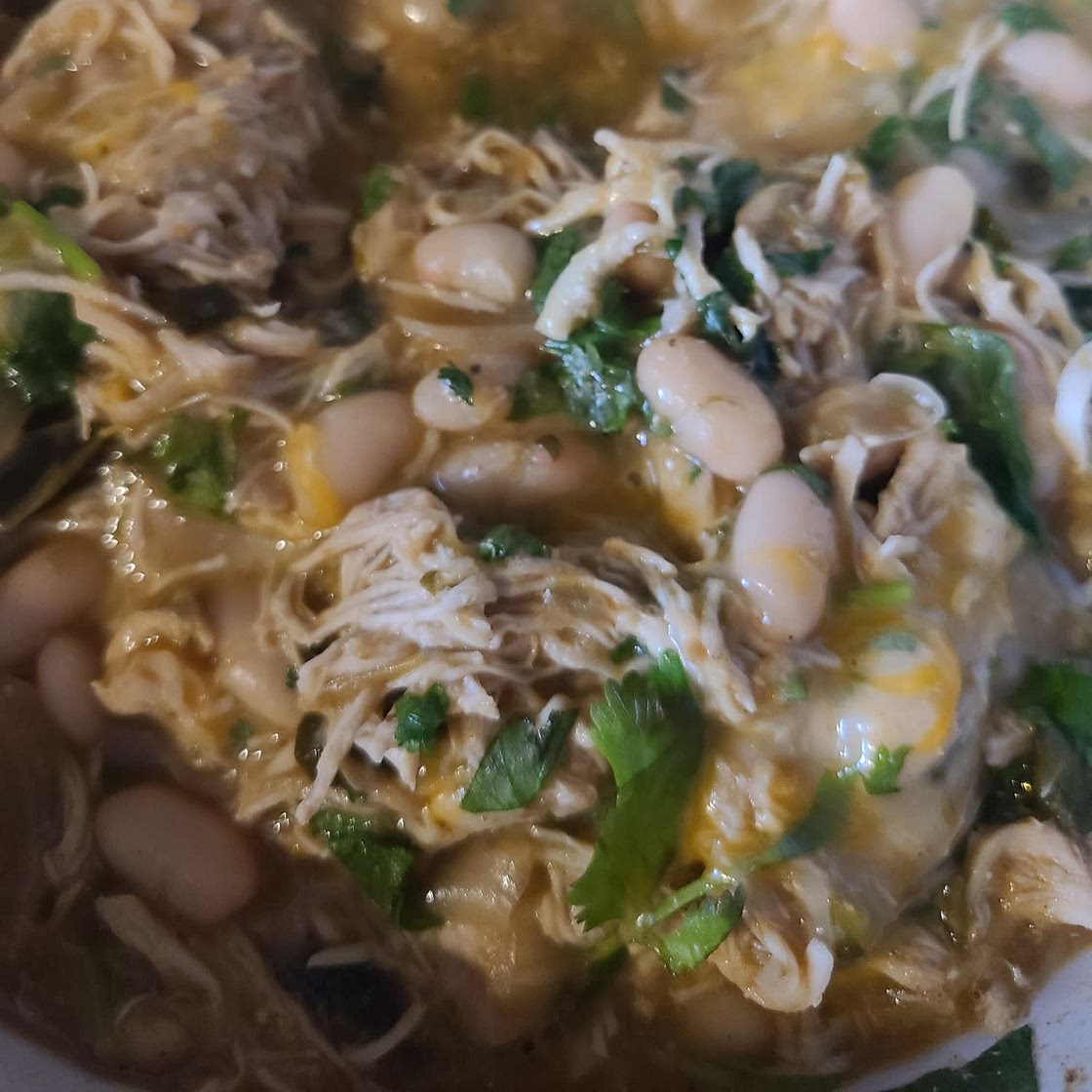 Crockpot White Chicken Chili Burrito Bowls