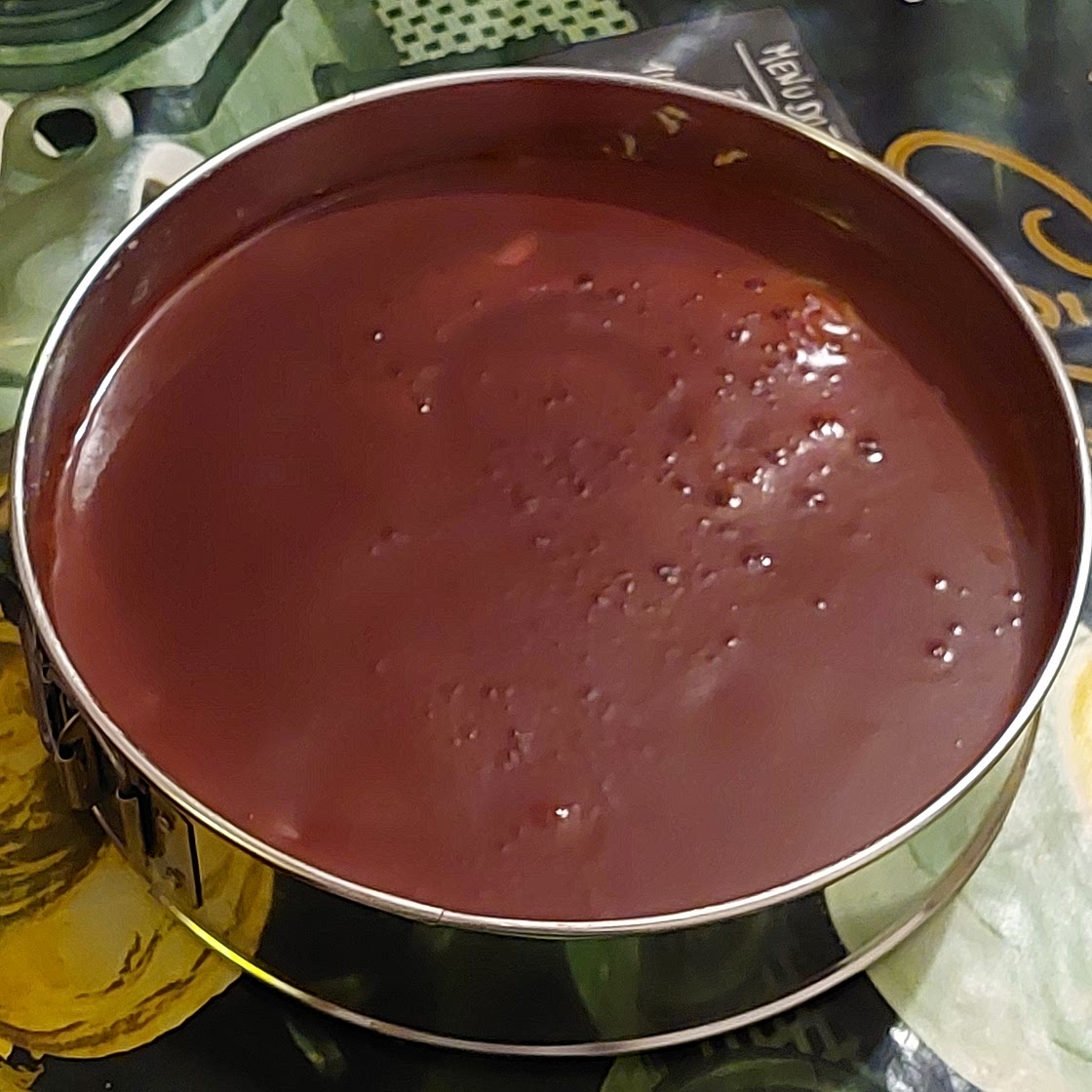 Simple chocolate cheesecake