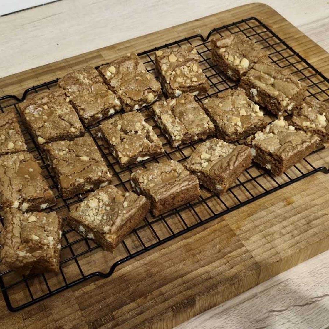 Biscoff Blondies