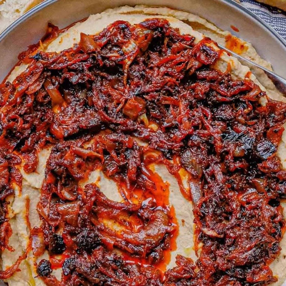Caramelized onion hummus