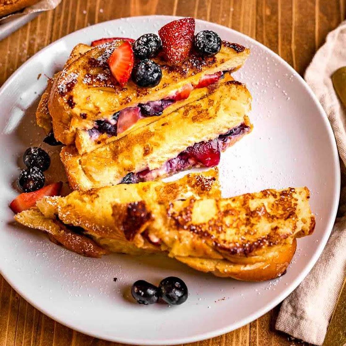 French Toast w Berries