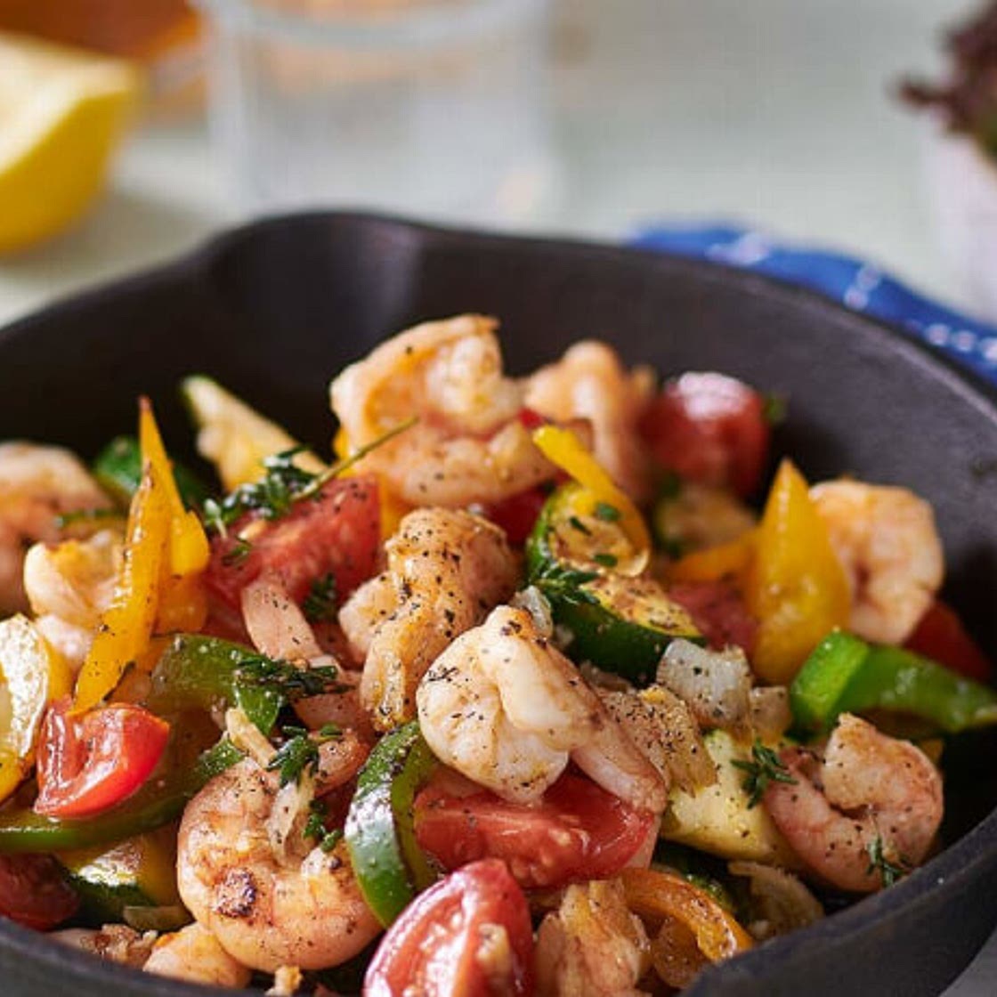 Low-Carb-Garnelen-Gemüse-Pfanne