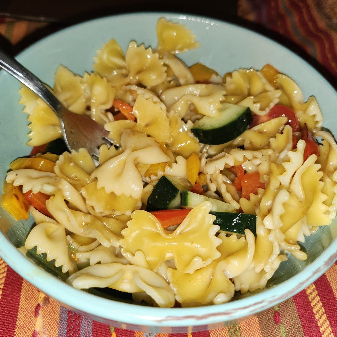 QUICK N' HEALTHY VEGGIE PASTA SALAD