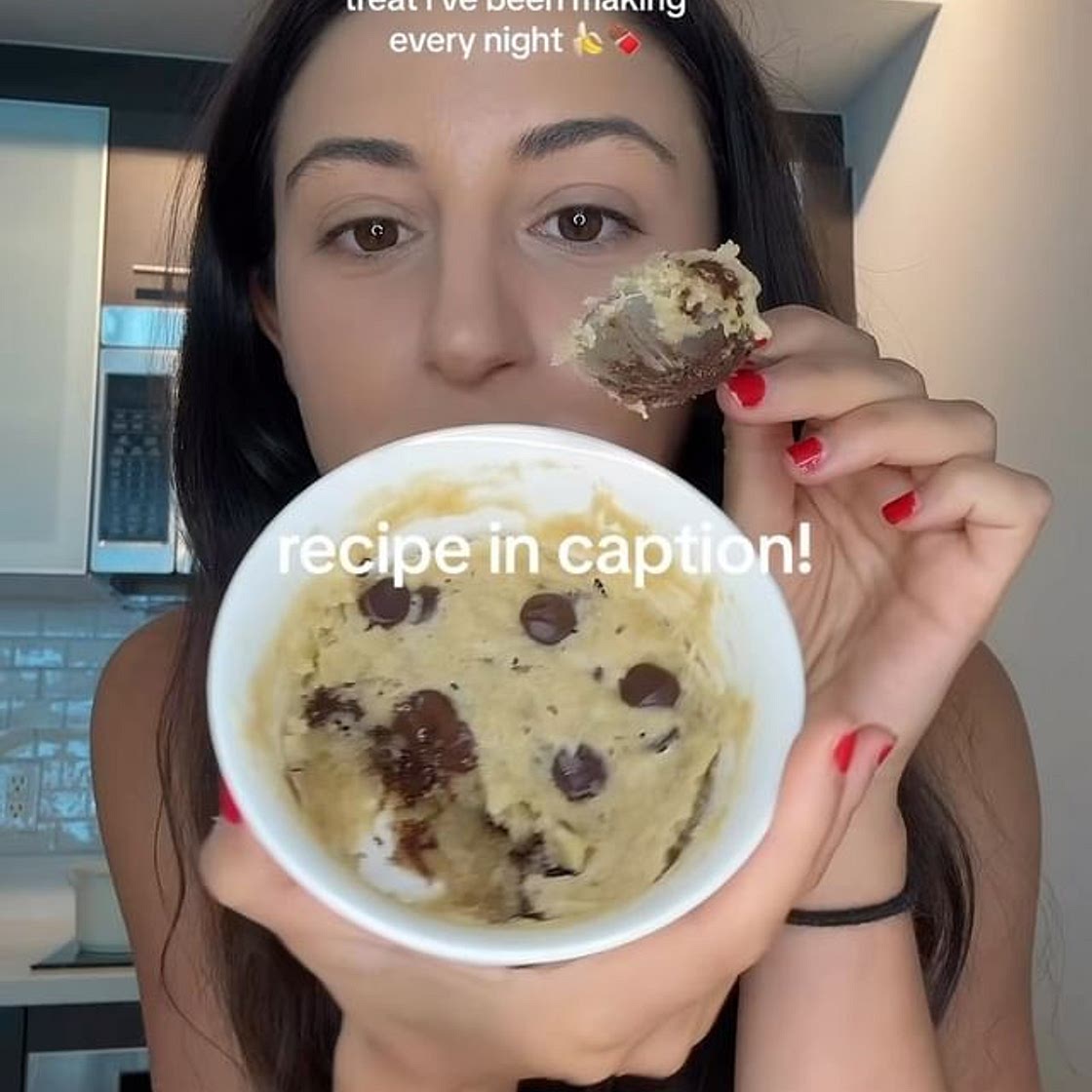healthy banana bread in 60 seconds 🍌🍫 
