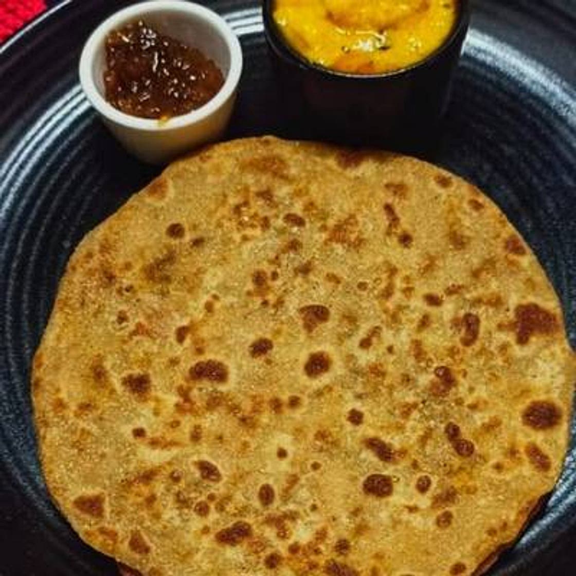 टमाटर पराठा (Tamatar Paratha recipe in hindi)
