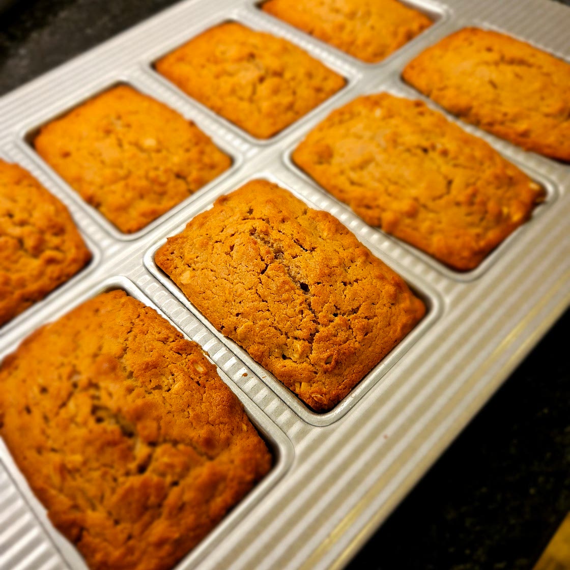 Applesauce Oatmeal Bread
