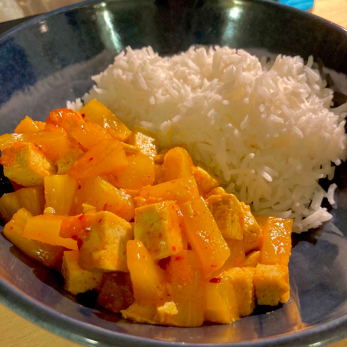 Sticky sweet chilli tofu and pineapple