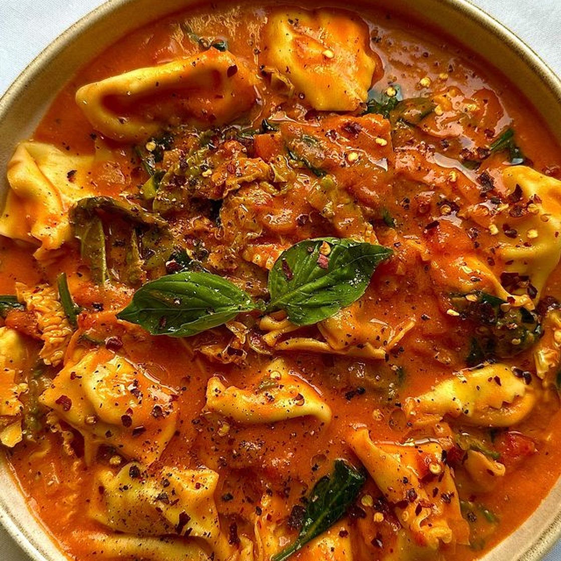 TORTELLINI SOUP 🥫