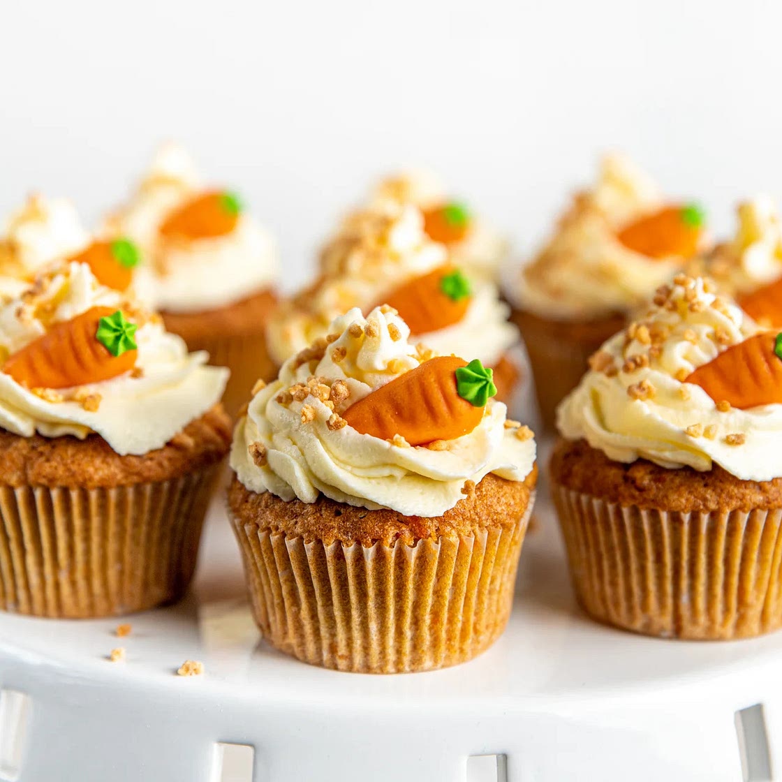 Muffinki marchewkowe nadziewane dżemem
