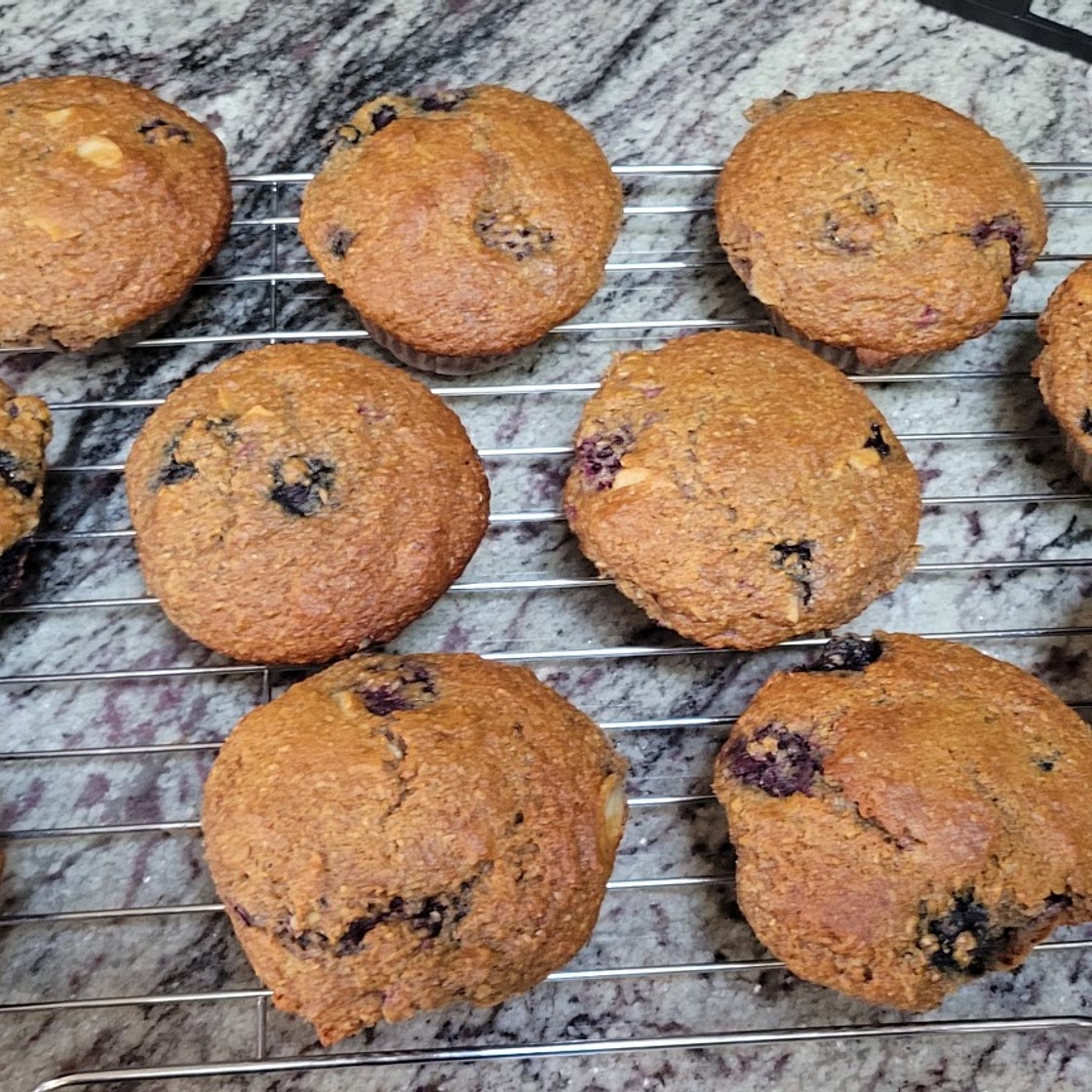 Fruit bran muffins