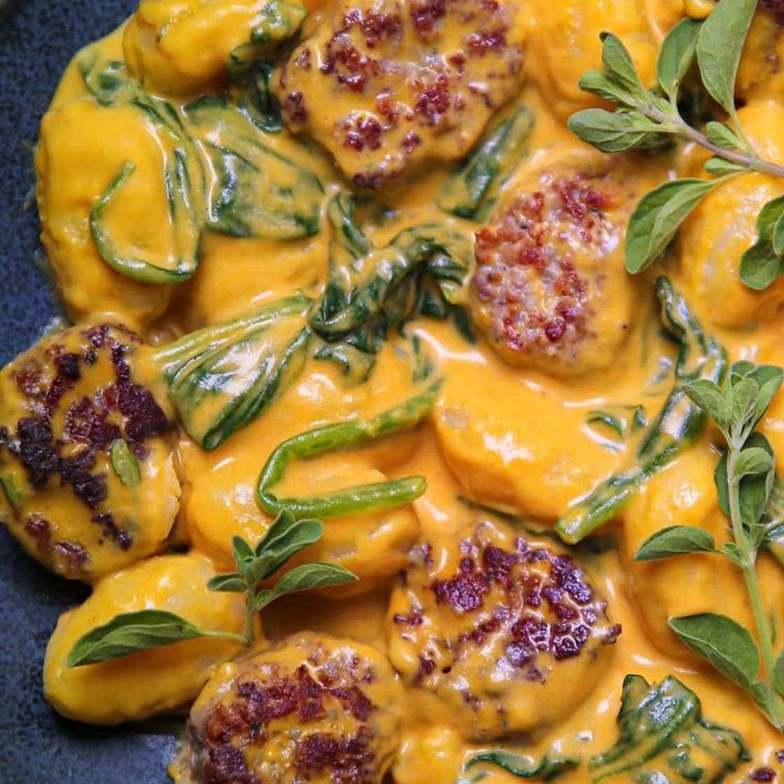 Gnocchi with pumpkin cream and protein of choice