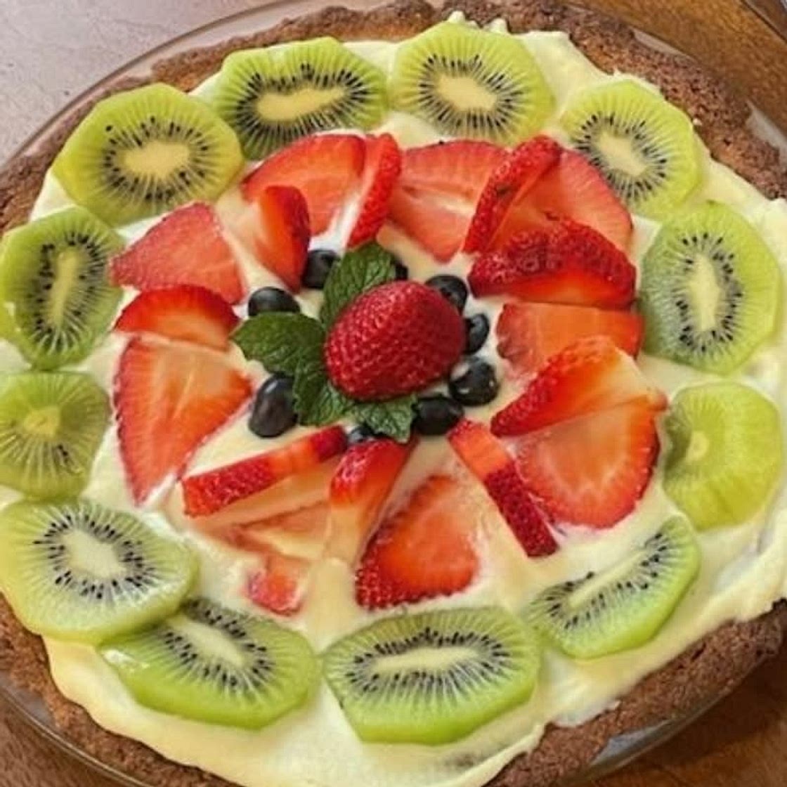 This Fruit Pizza Recipe Is Too Delicious and Healthy Not to Try