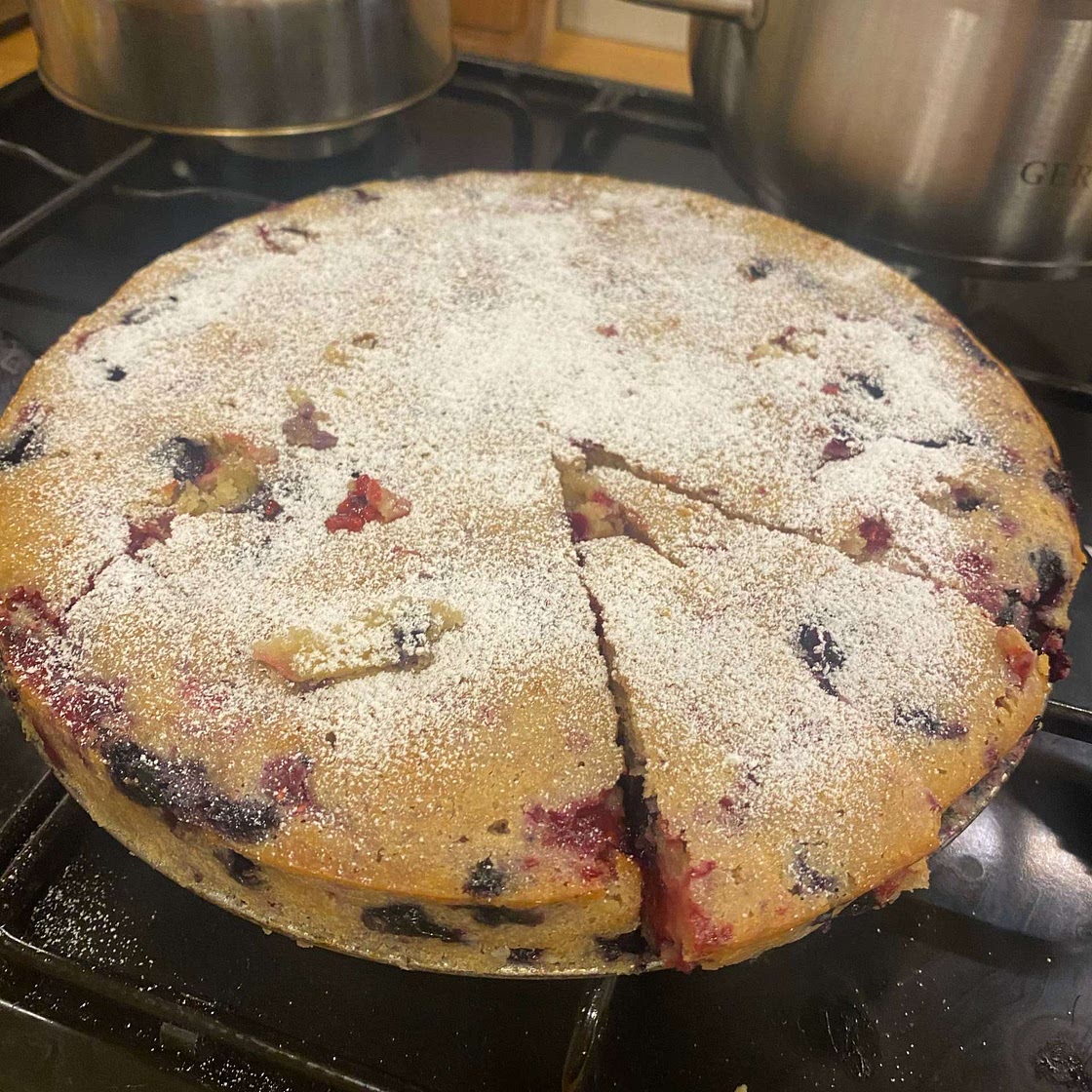 Raspberry cake