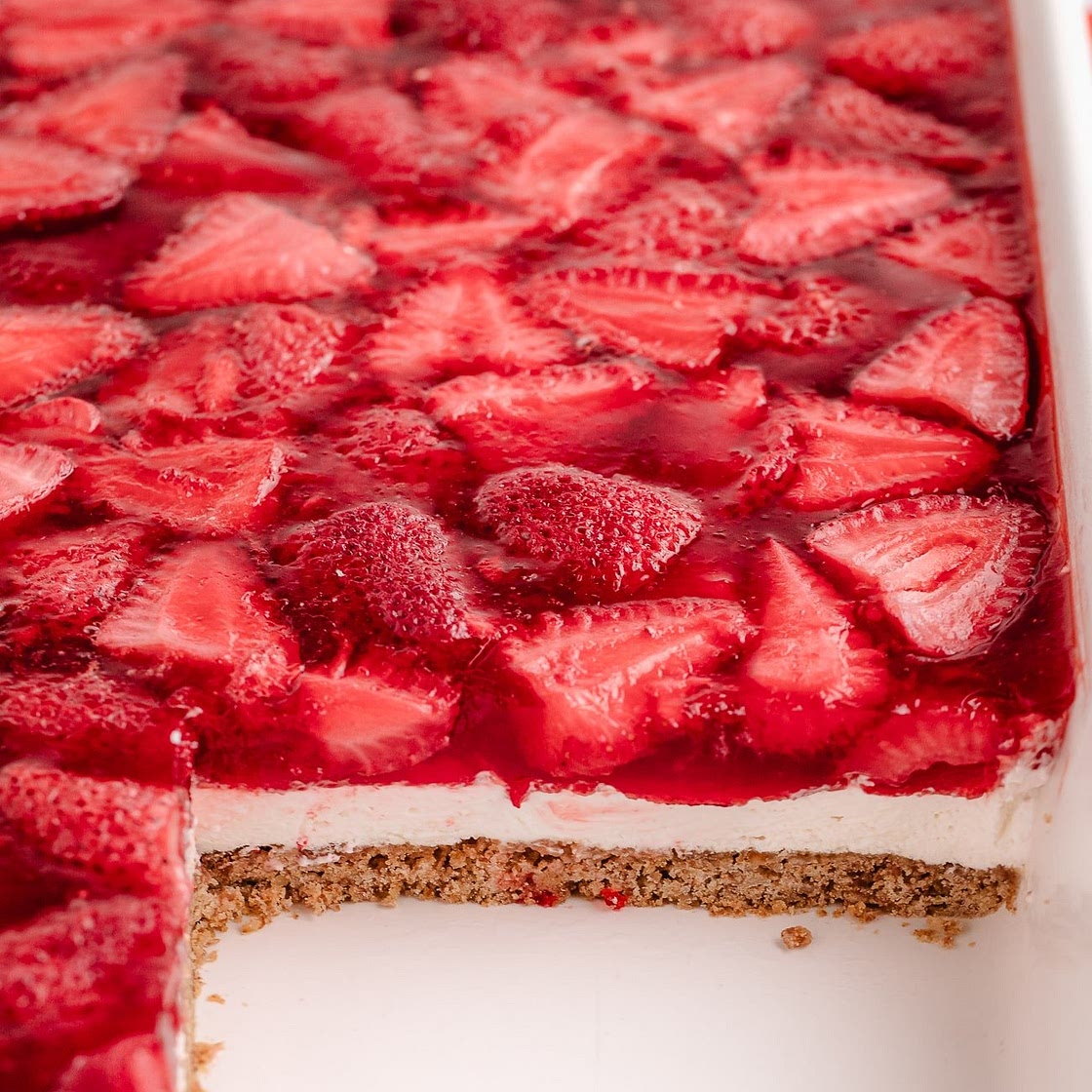 Strawberry Pretzel Salad