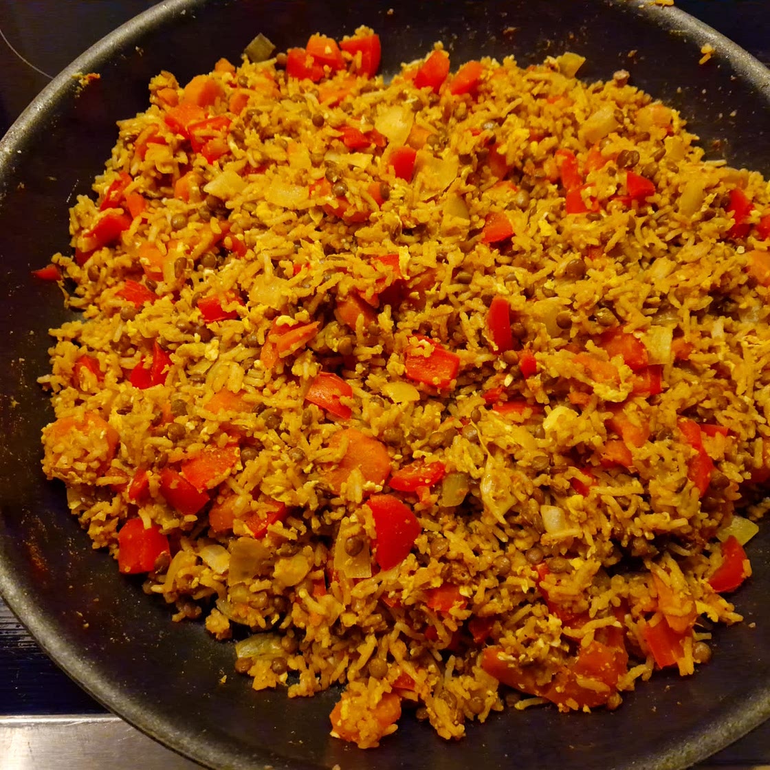 Linsen-Paprika-Bratreis