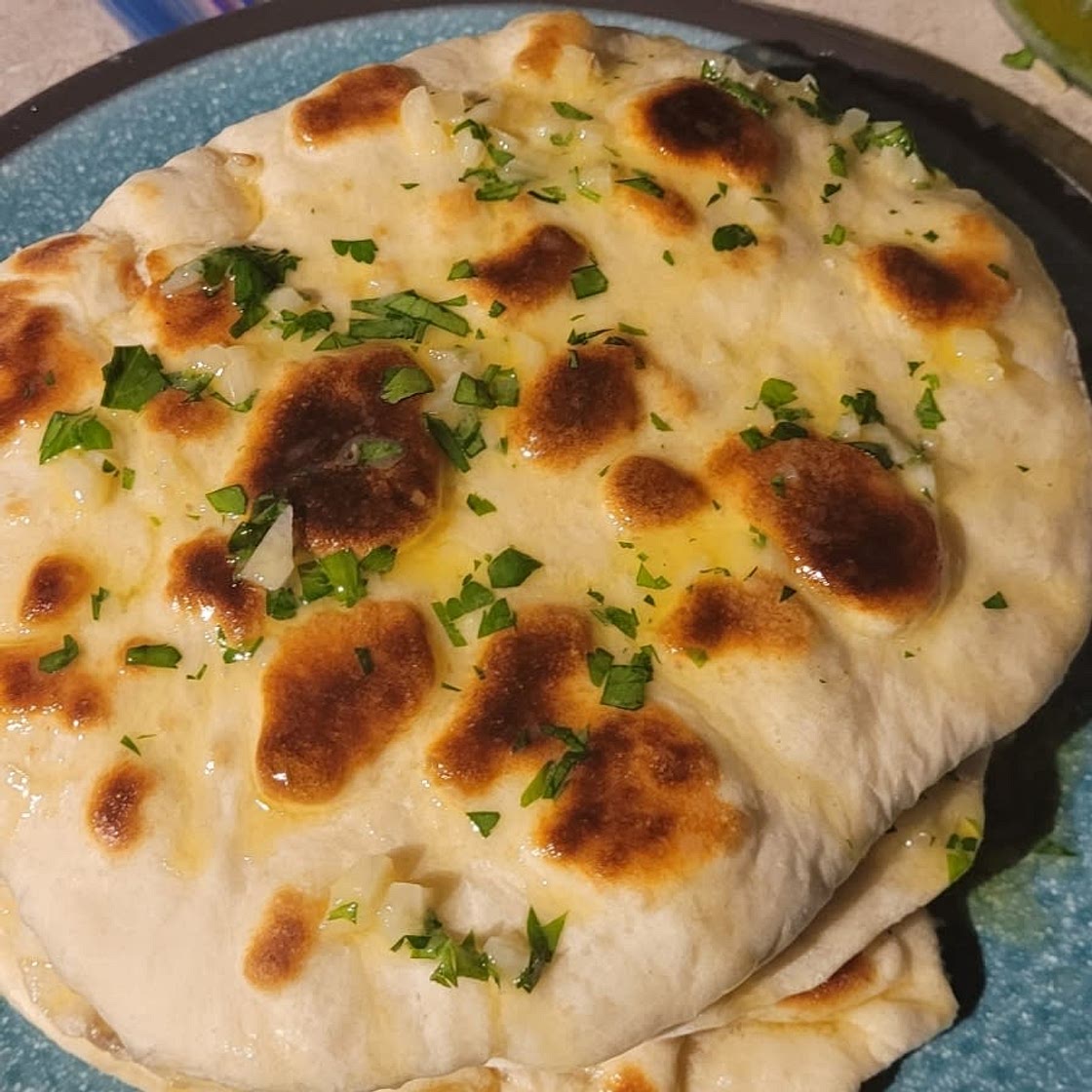 Homemade Garlic Pita Bread