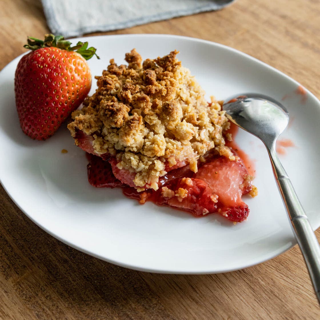 Best Strawberry Crumble Recipe
