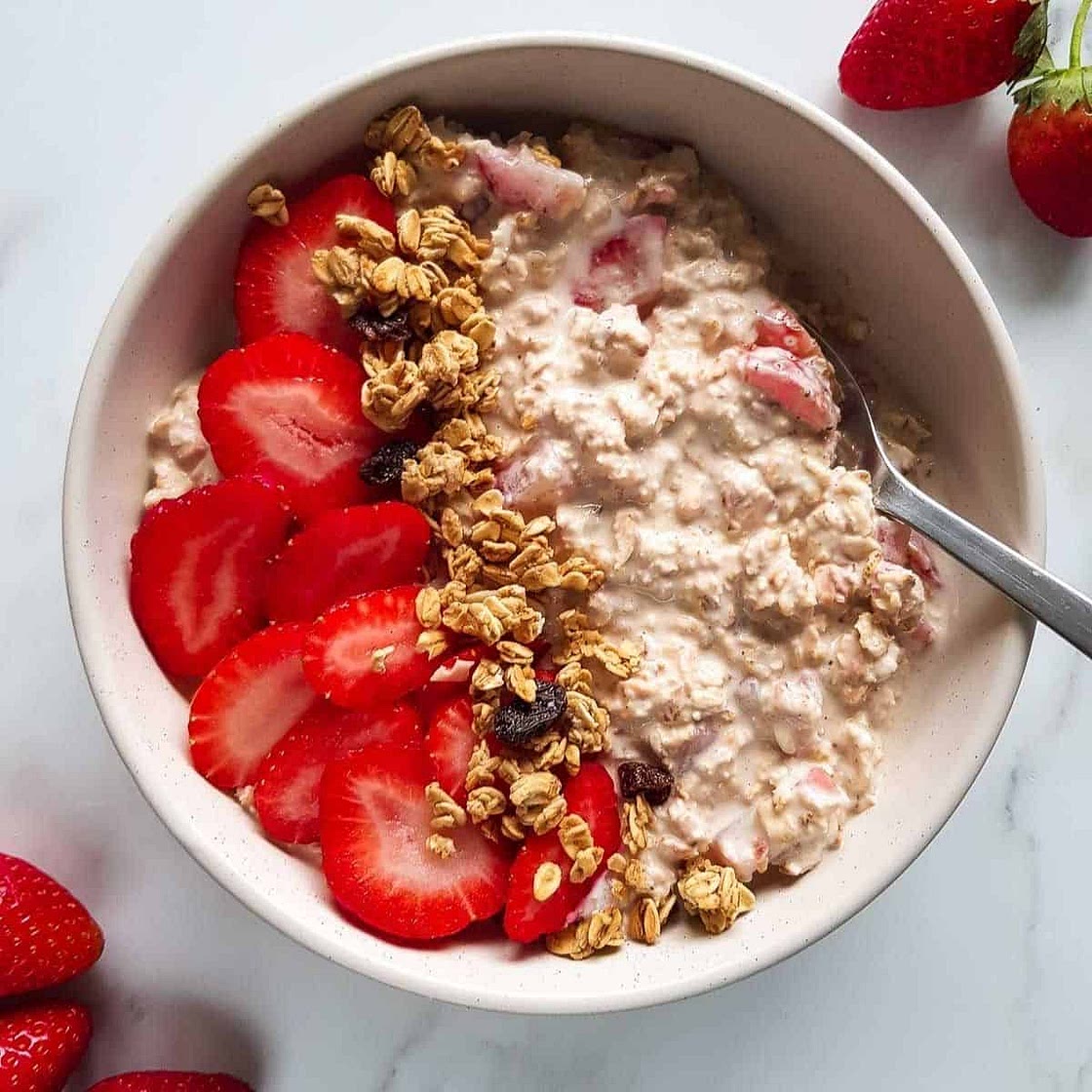 Strawberry Overnight Oats