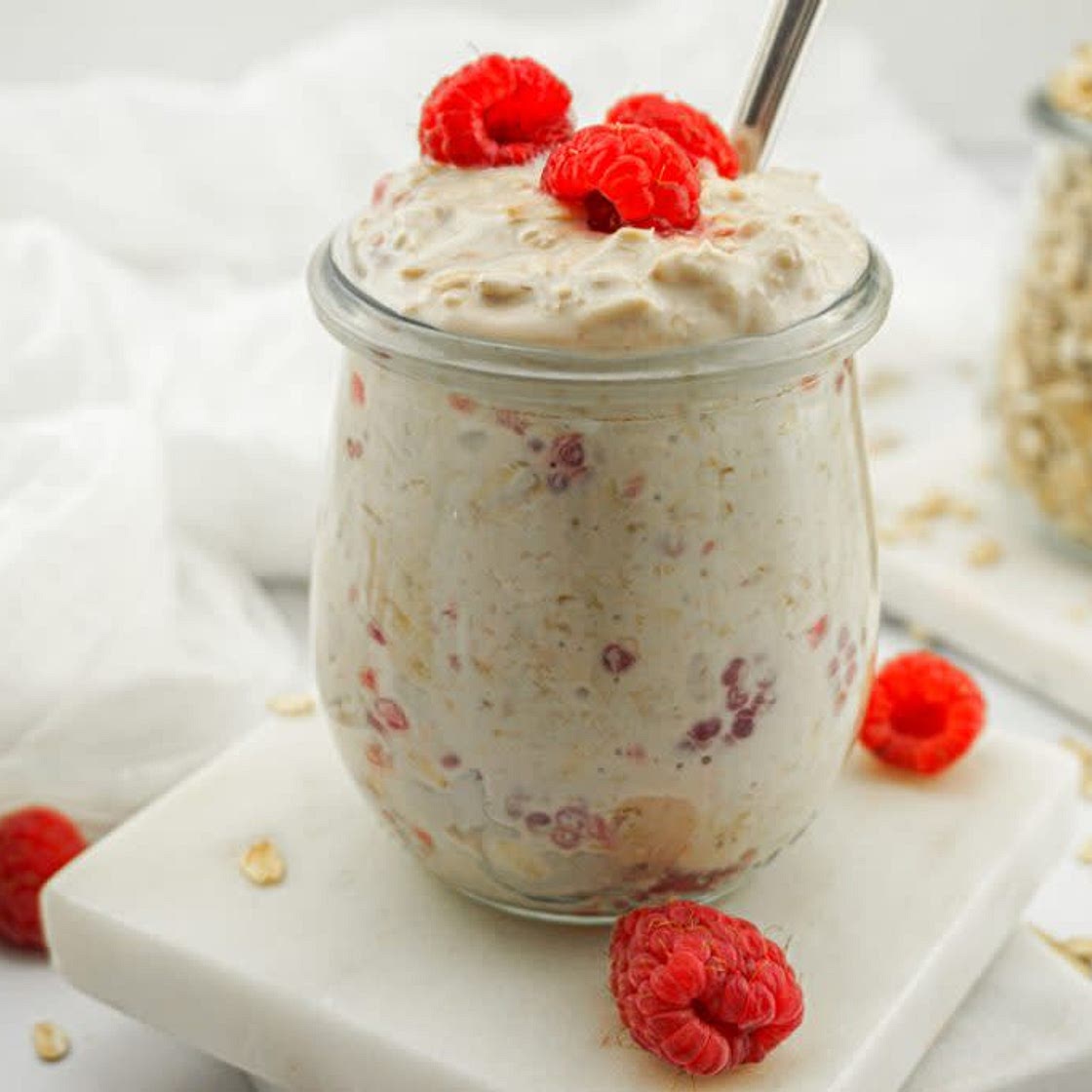 Raspberry Cheesecake Overnight Oats