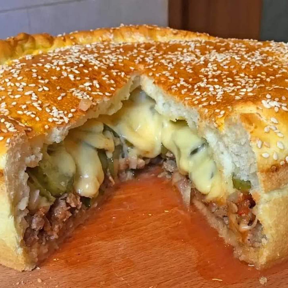 XXL Cheeseburger Kuchen