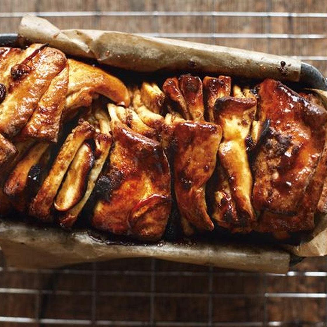 Zimtbrot mit Äpfeln