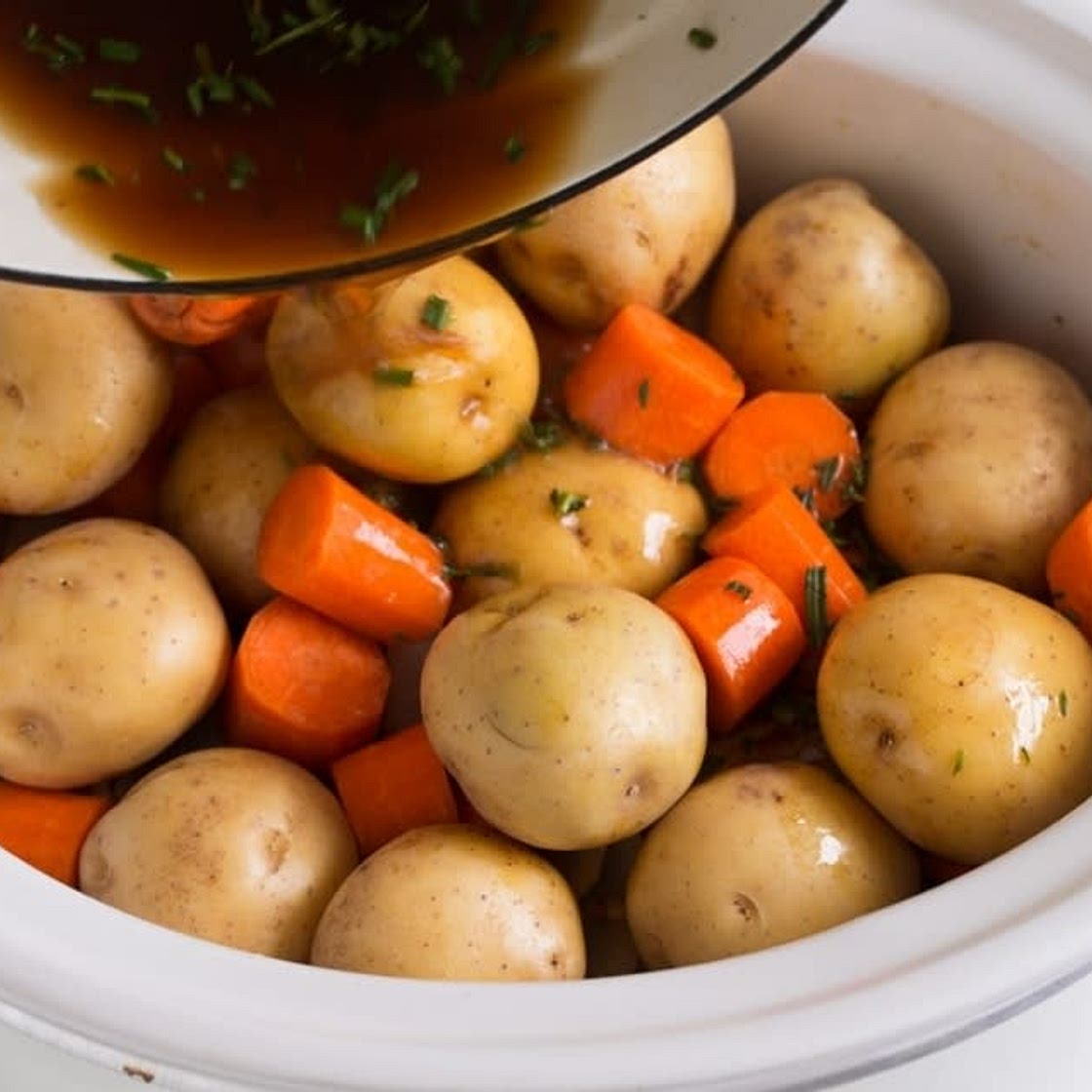 Delicious and Easy: Cooking Potatoes and Carrots in a Crock Pot