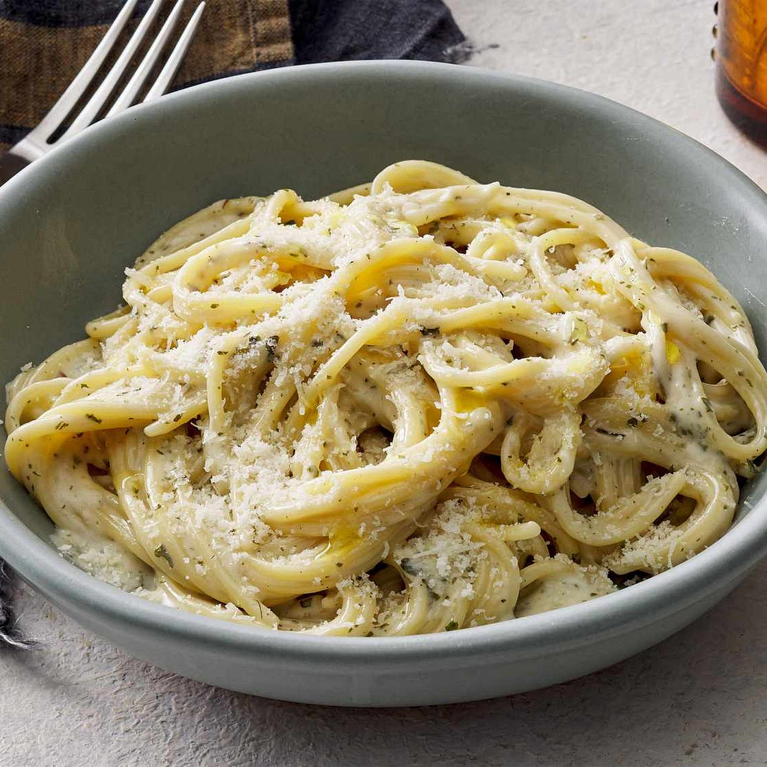 Creamy Garlic Pasta