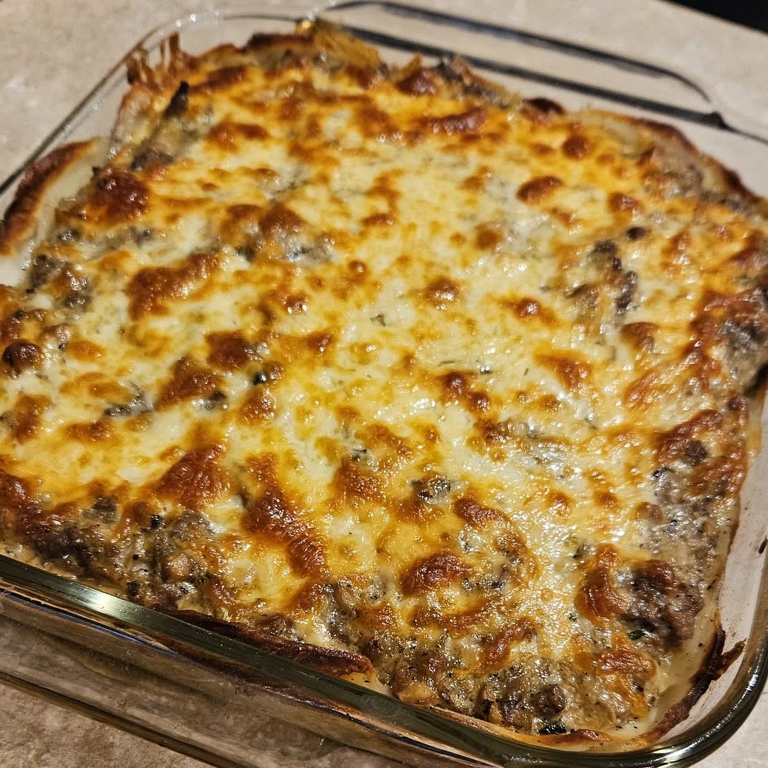 Cheesy Ground Beef and Potatoes
