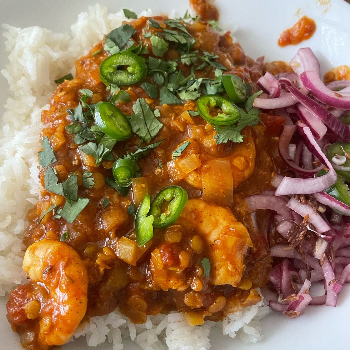 One-pot prawn & lentil curry
