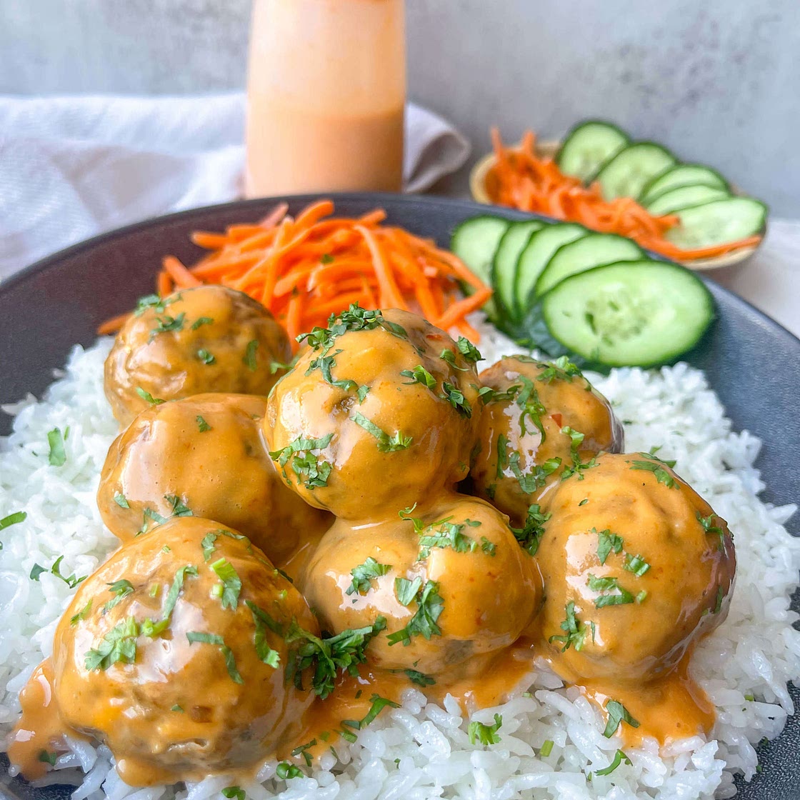 Bang Bang Turkey Meatballs 