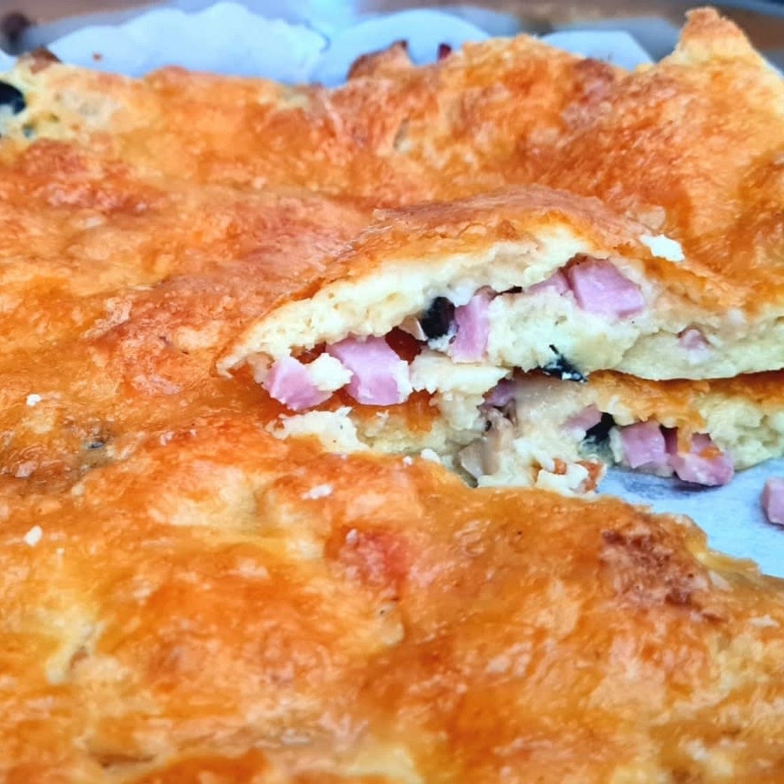 Cheese & Bacon Breakfast Strata Cake (Breakfast Casserole!)