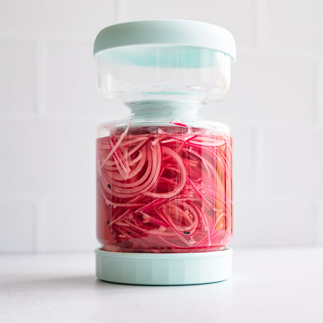 No-Cook Pickled Onions Without Sugar
