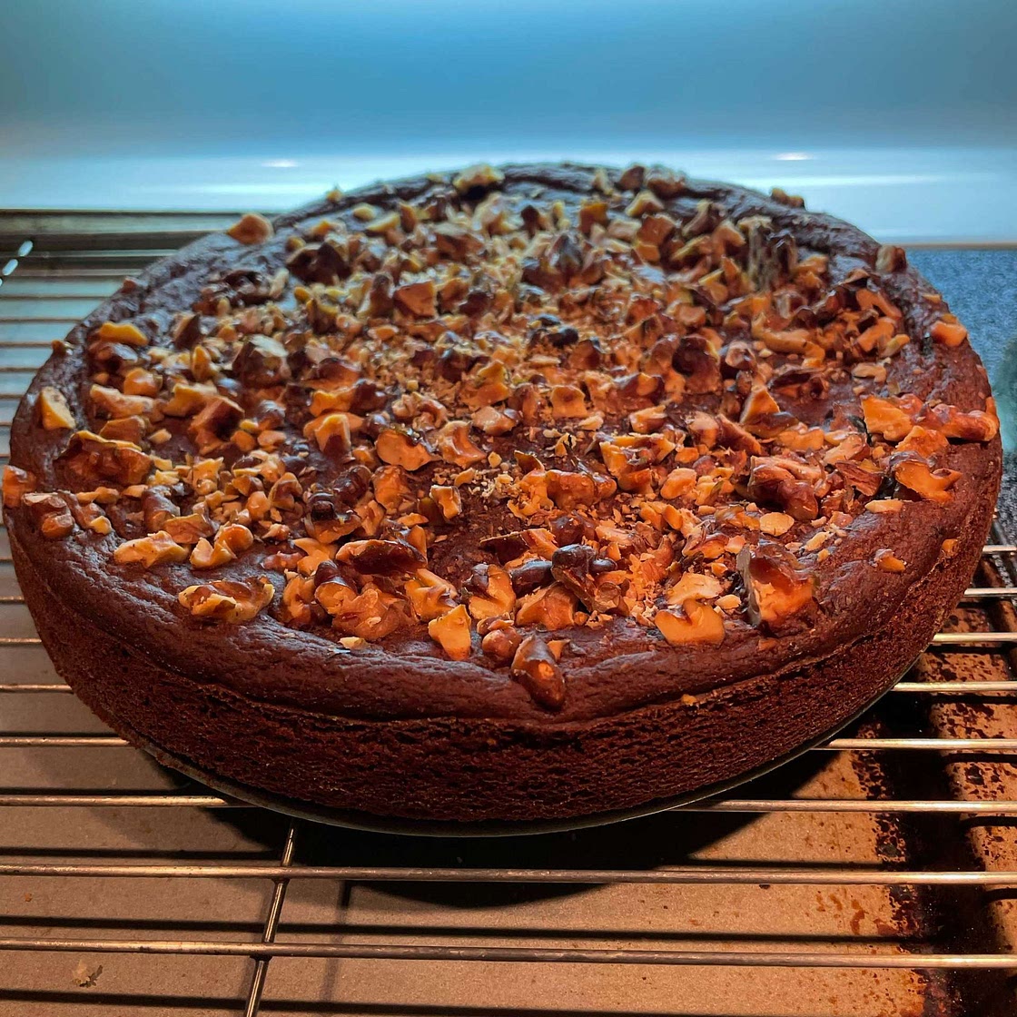 ✨ Date & Walnut Cake ✨
