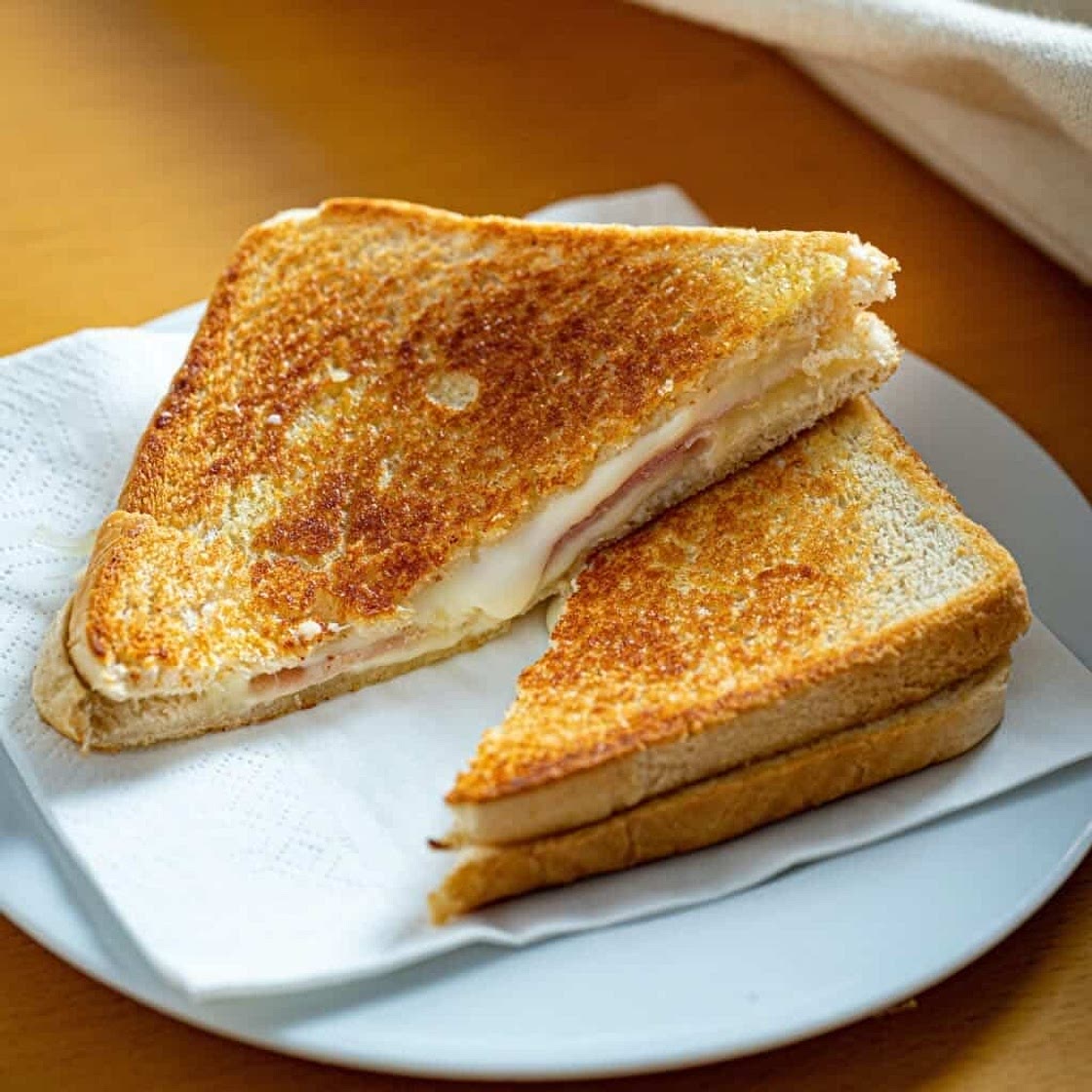 Air Fryer Grilled Cheese Sandwich