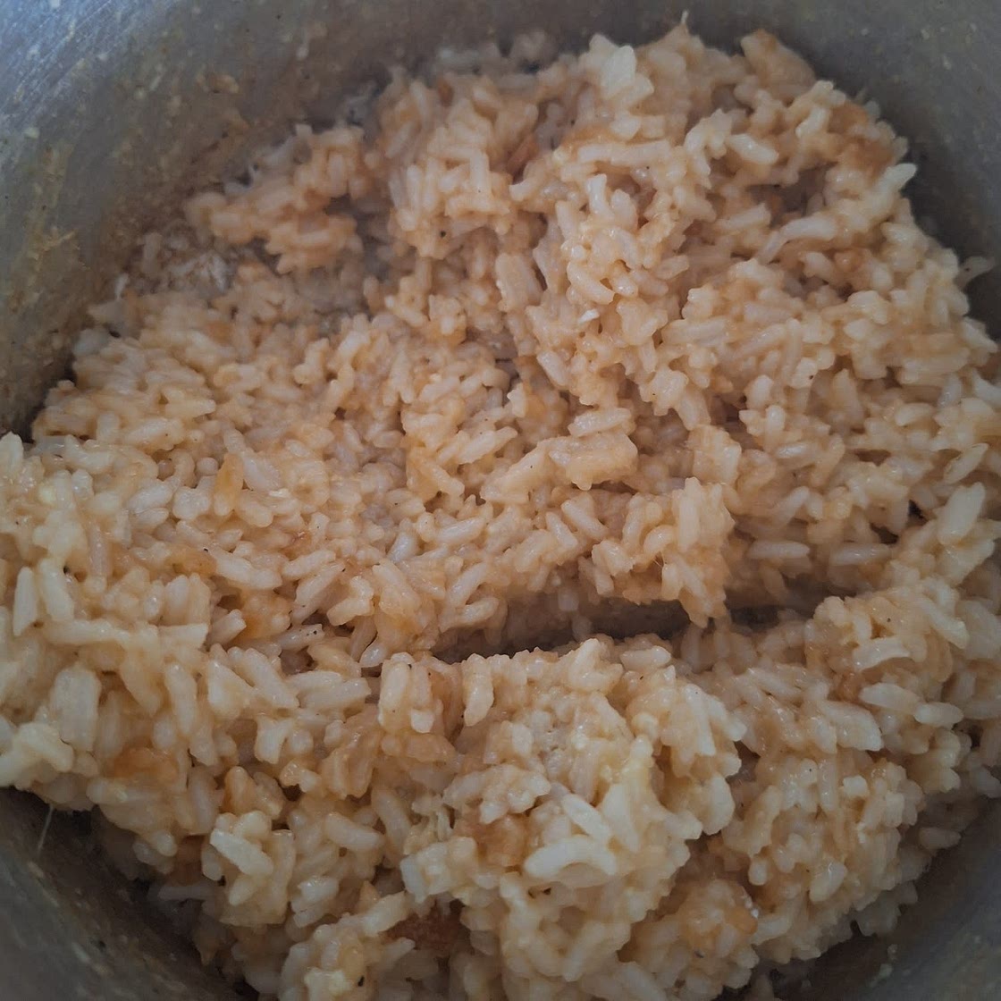 Simple Garlic Egg Fried Rice