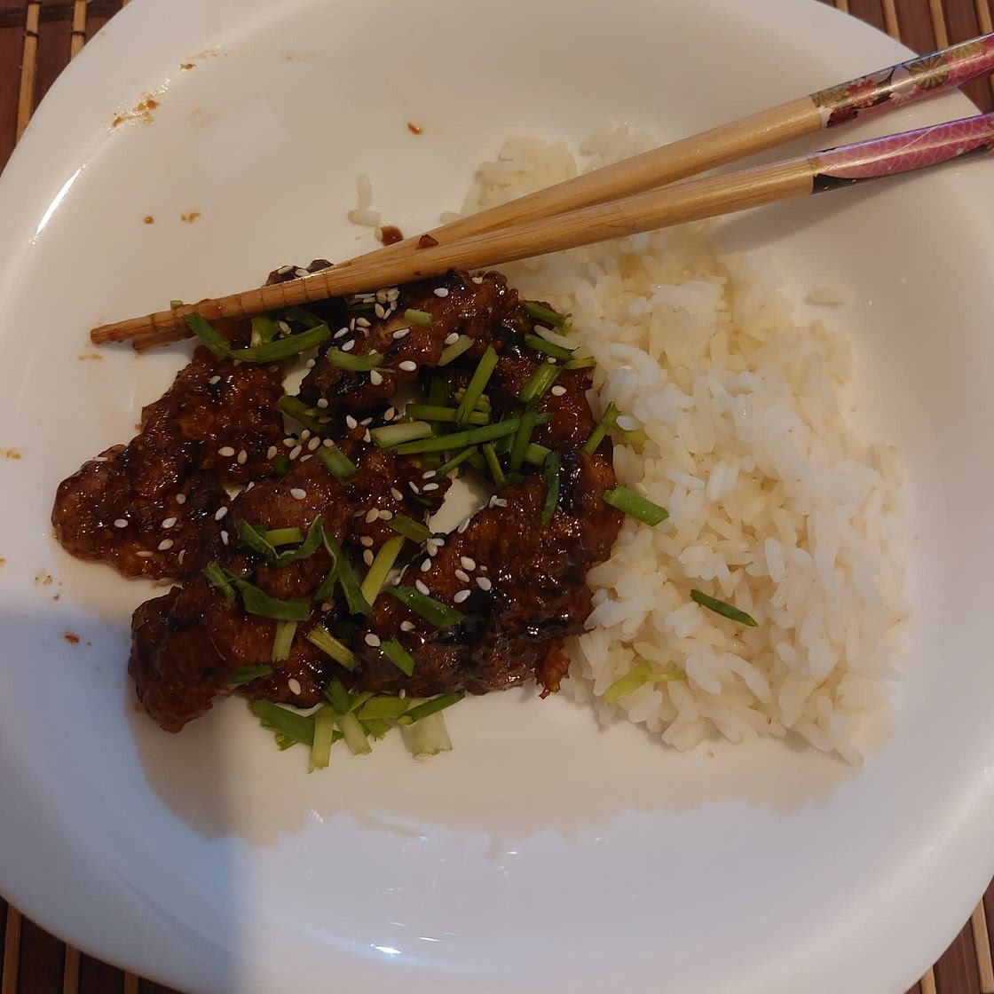 Crispy Sesame Chicken with a Sticky Asian Sauce