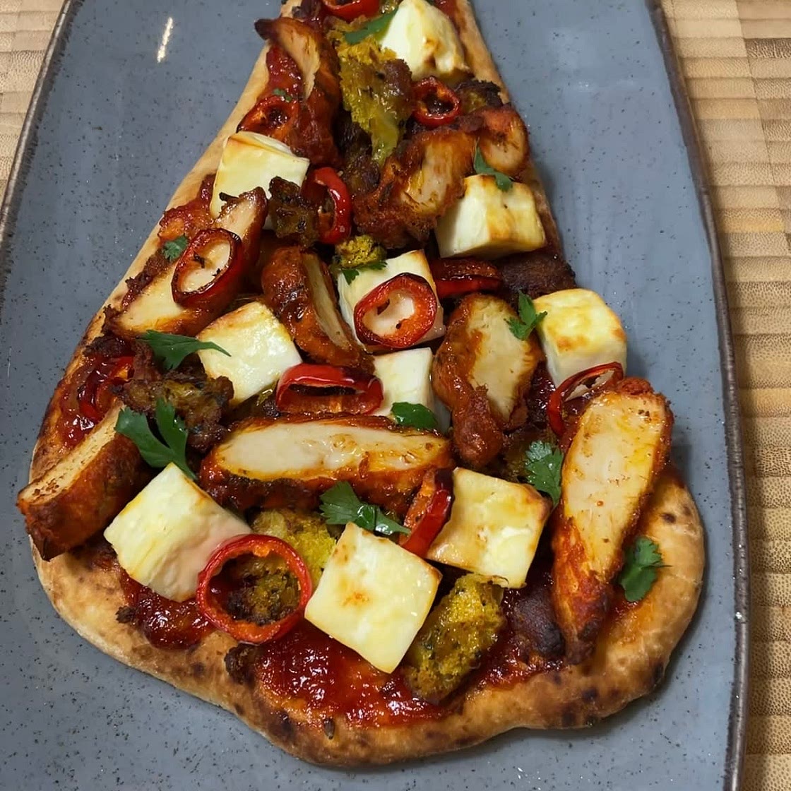 Naan Pizza