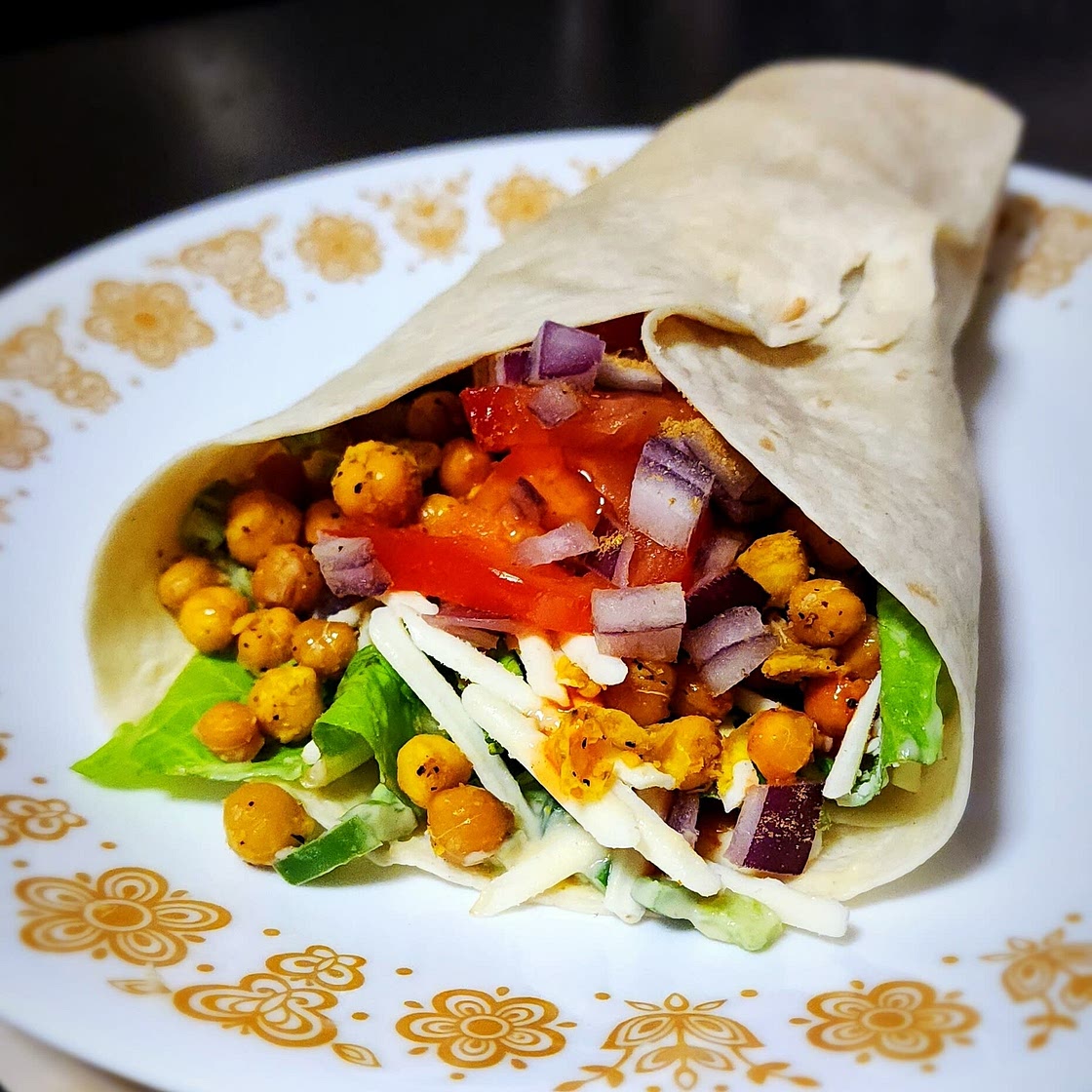 Spicy Buffalo Chickpea Wraps