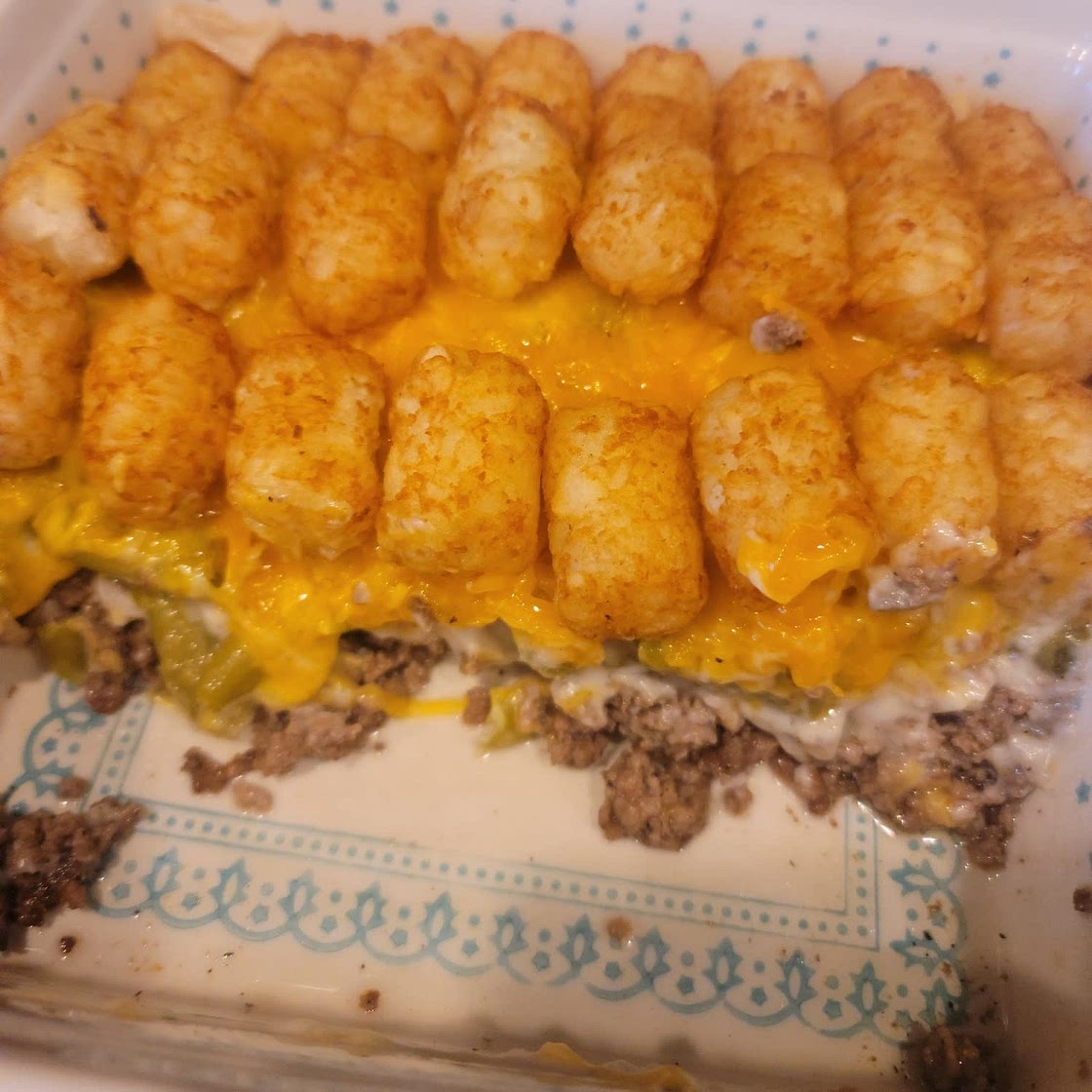 Easy Cheesy Tater Tot Casserole With Ground Beef